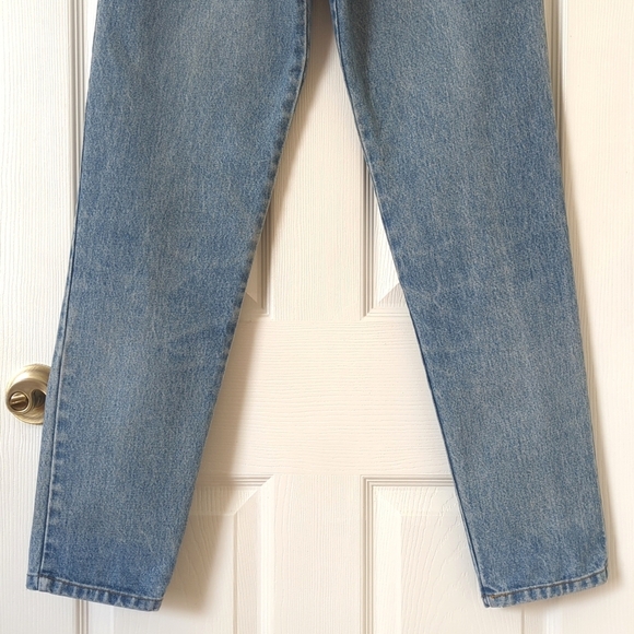 Gap 90's Vintage Classic Medium Wash High Rise Slim Fit Straight Leg Jeans 9/10 - Picture 6 of 14